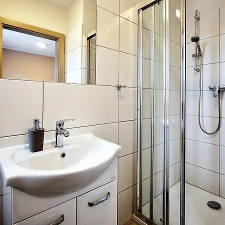 Baltic Vibes - Goscinne Üdülőpark Kołobrzeg